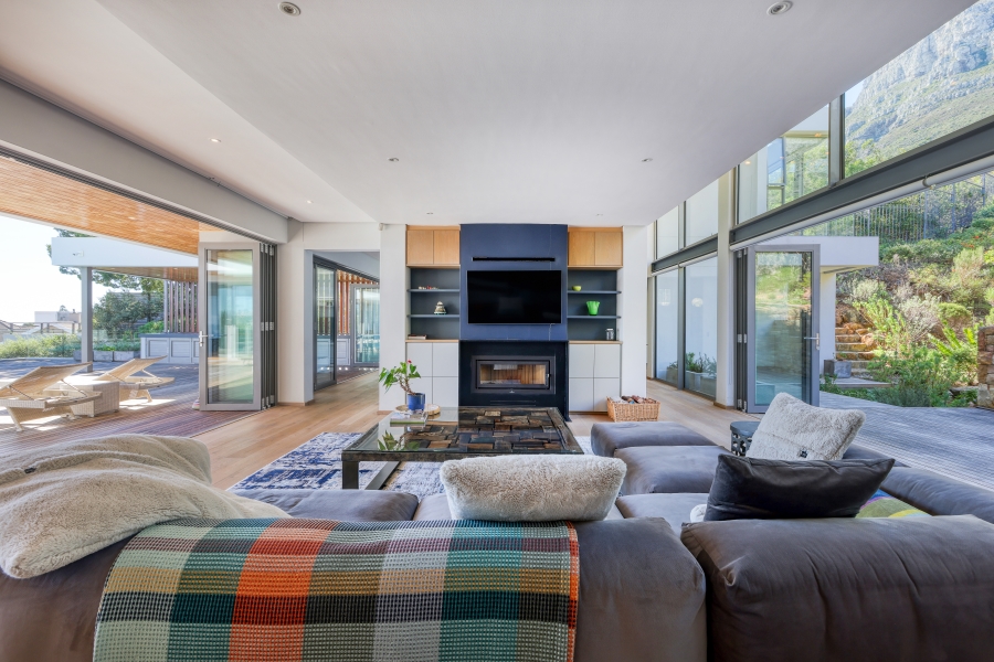 5 Bedroom Property for Sale in Camps Bay Western Cape